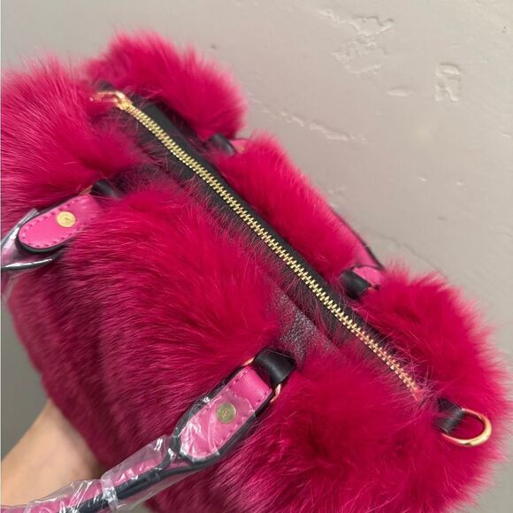 One of a kind! Luxury Dyed Real Fox Fur Leather Handle Satchel - Picture 13 of 15